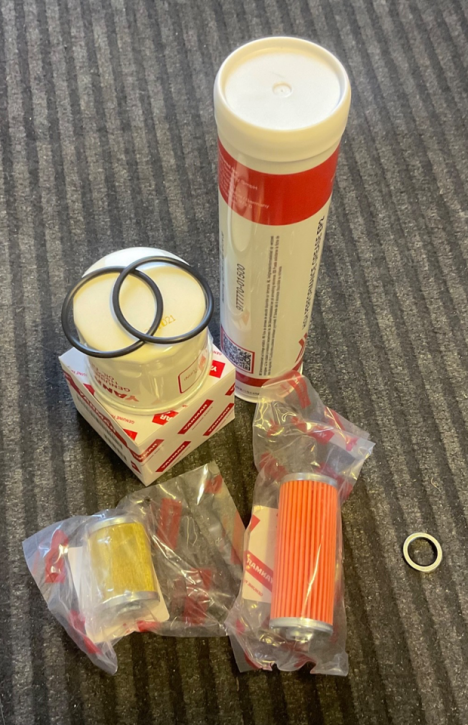 Service Filter Wartungsatz Ölfilter Kraftstofffilter Yanmar SV15 - SV15-2 - SV 16 - SV17 - SV17 EX - SV17-2 - SV17 EX-2 - B08 - SV18 - SV20 - SV22