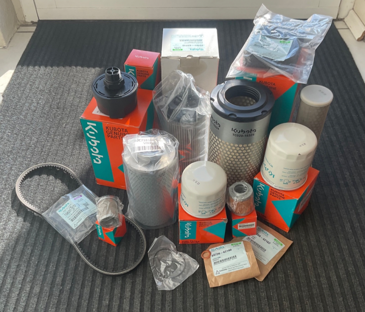 Service maintenance kit filter set oil filter fuel filter Kubota KX027-4 KX030-4