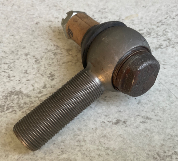 Spurstangenkopf M24 Lenkung Takraf Gabelstapler VTA DFG 2002 3N Panorama