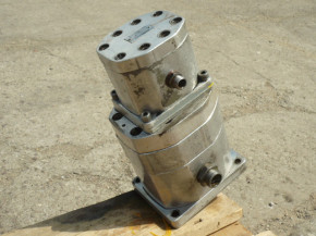 Orsta Doppelpumpe Tandempumpe Hydraulikpumpe Takraf DFG 3202 N-A C40-2L + A10 L