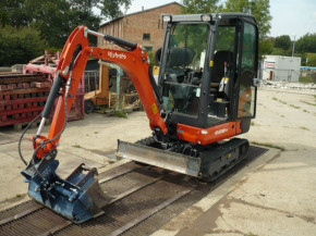 Service Kit Wartungsatz Ölfilter Kraftstofffilter Luft Kubota KX16-4 18-4 19-4