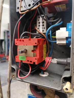 Hauptwendeschalter Nockenschalter Steuerschalter für MWH Consul Hebebühne Typ H 200 H153 H264 etc. (mit Seilzug und Bodenbefestigung)