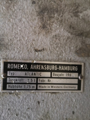 Lifting nut, load nut for Romeico Atlantic Nordmeer Türfrei lifts type TC KC to factory no. 20000