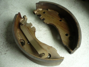 1 set Brake shoe, brake blocks, brake linings for VTA Takraf DFG 3202/N, 2002/3N, DFG 4002 forklift