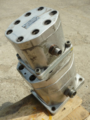 Orsta Doppelpumpe Tandempumpe Hydraulikpumpe Takraf DFG 3202 N-A C40-2L + A10 L