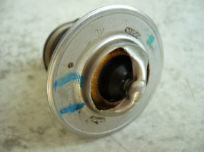 Assy Thermostat Wasser-Flansch Kubota KX41 1553173011 1553173010 1553173014