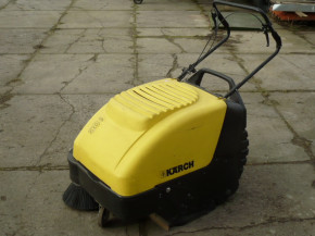 KÄRCHER Kehrmaschine KSM 750 B Kehrsaugmaschine mit Fahrantrieb