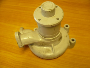 12V Kühlmittelpumpe Wasserpumpe Kühler Takraf 3202 6302 VEB Fortschritt IFA DDR
