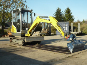 Pumpe für Behälter Scheibenwaschanlage Wacker Neuson ET24 Minibagger 1000110420