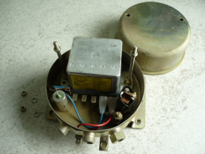 Regler Lichtmaschine VEB Traktor ZT Fortschritt IFA W50 L60 NVA DDR 28V VEM 6130