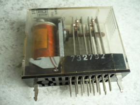 RELOG 2RH01 EAW Überlastrelais Umschalter Relais DDR VEB Arbeitsbühne FHB12.1