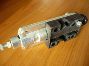 Romeico Beissbarth Romeico R 224 R 225 R 230 R 231 R 235 R 236 Tragarmverriegelung Arretierung Schwenkarmarretierung