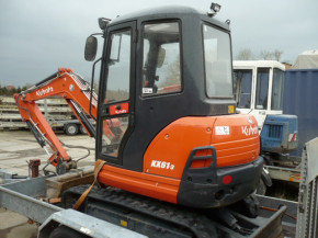 Türscheibe unten Fenster window Kubota Minibagger KX61-3 71-3 Kabine RG51846720