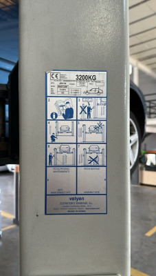 Velyen Lift 4EB1700 2,4 Kw Elektromotor AT80BX-203 Riemenscheibe Spindelantrieb