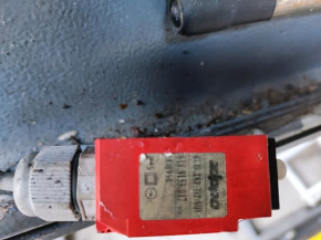 Bernstein Endschalter Grenztaster Microschalter mit Stößel Zippo 2305, 1250, 1511, 1521, 1526, 1590 Lift
