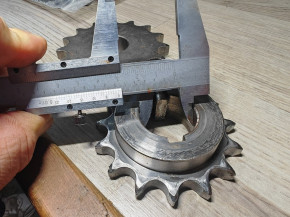 Kettenrad Ritzel für ETG SAT Hebebühne 24 35 50 125