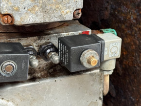 Solenoid coil solenoid valve valve solenoid coil ZIPPO Type 8090 9335z / 64.42.103