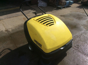 Kärcher KM 85 / 50 W B Kehrmaschine Kehrsaugmaschine Hand Besen Professional