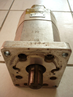 Orsta double pump tandem pump hydraulic pump Takraf DFG 3202 N-A 4002 C40-3L + A10 L