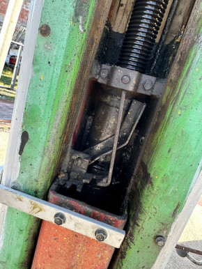 Tragmutter für Stenhoj Hebebühne Maestro, Mascot, DS2 M mit Trapezgewinde Ø40x5mm Gewindesteigung