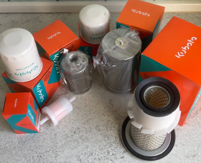Service Kit Wartungsatz Ölfilter Kraftstofffilter Luft Kubota KX41 KX36 D1105