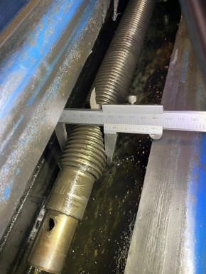 Tragmutter für Zippo Hebebühne Typ 1250 1250.1 1226 1226.1 1232 1236 1501 1506 1526 1526.99 1532 1532AM 1511 1521