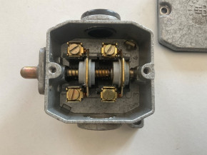 DDR limit switch, switching contact, limit switch, contact system Bernstein Robotron GWA 2 St