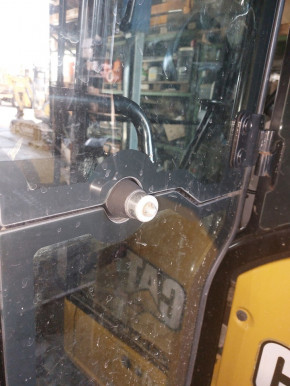 Türstopper Türschloß Kabinenschloß striker CAT 301.6 301.8 Minibagger 5443925